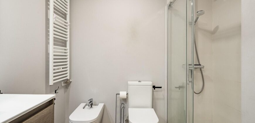 Spain Get your residency! semi-detached house in the heart of Terrassa PR-00321