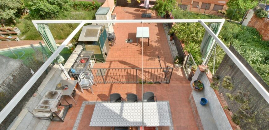 Spain Barcelona Get your residency! luxury house prime location PR-00325