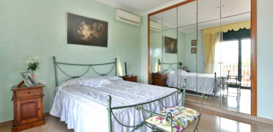Spain Barcelona Get your residency! luxury house prime location PR-00325