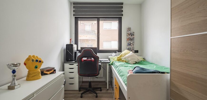 Spain Get your residency! semi-detached house in the heart of Terrassa PR-00321
