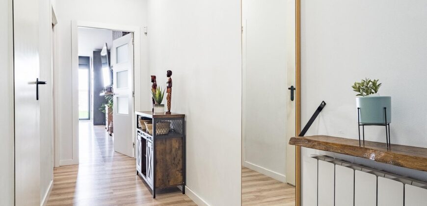 Spain Get your residency! semi-detached house in the heart of Terrassa PR-00321