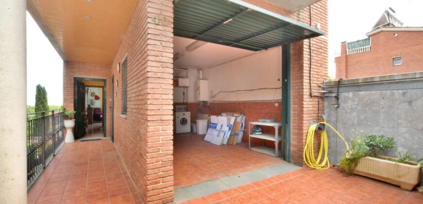 Spain Barcelona Get your residency! luxury house prime location PR-00325