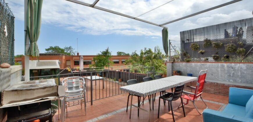 Spain Barcelona Get your residency! luxury house prime location PR-00325