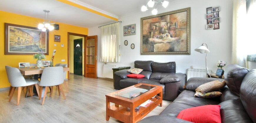 Spain Barcelona Get your residency! luxury house prime location PR-00325