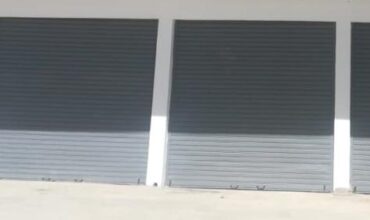 chtaurama shop 4 facades for rent close to the main road #6606
