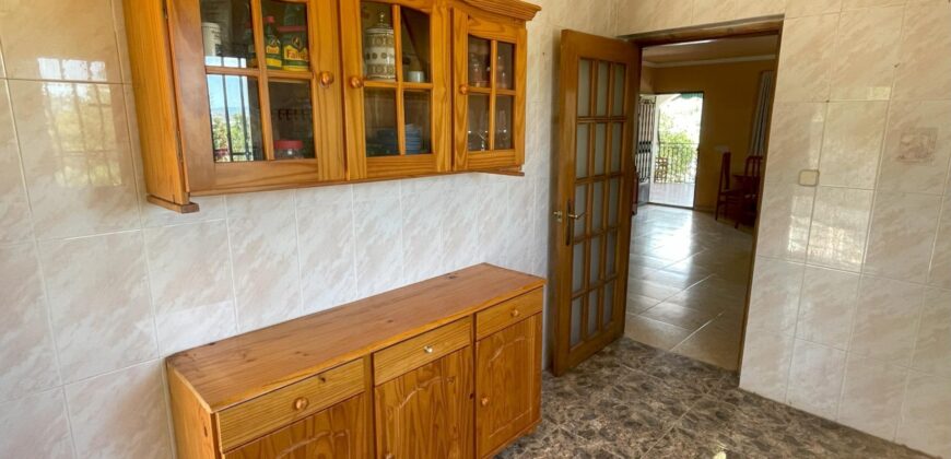 Spain Get your residency! villa with private pool & garden 006605