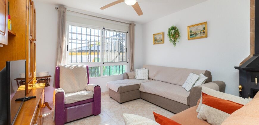 Spain Get your residency! townhouse 2 story in a quiet residential area 006595