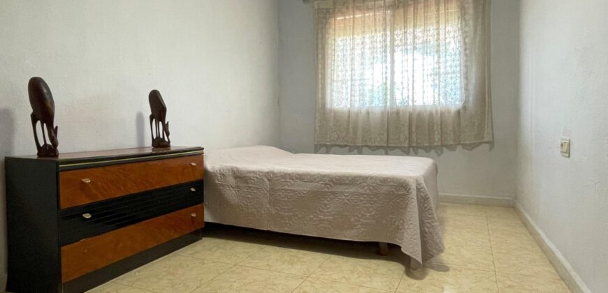 Spain Get your residency! villa with private pool & garden 006605