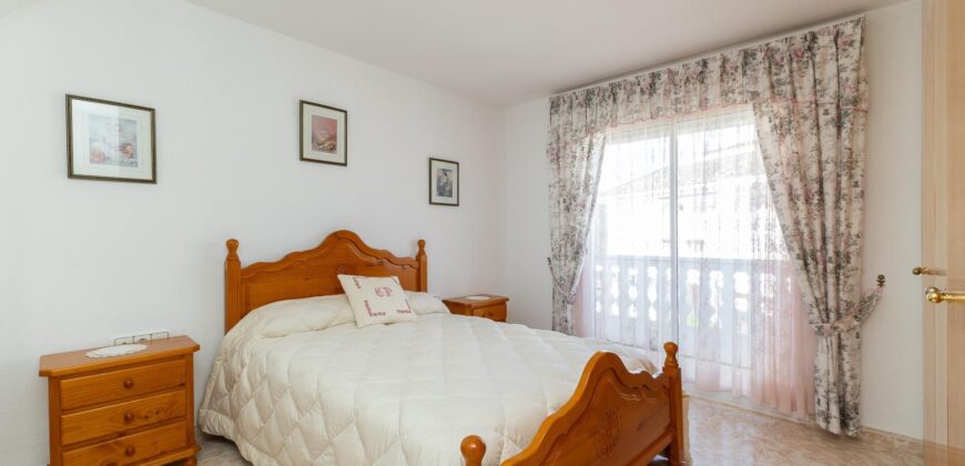 Spain Get your residency! townhouse 2 story in a quiet residential area 006595