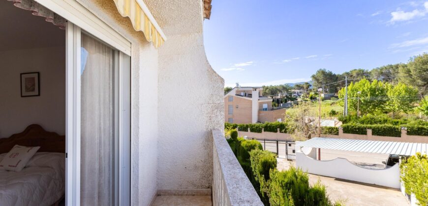 Spain Get your residency! townhouse 2 story in a quiet residential area 006595