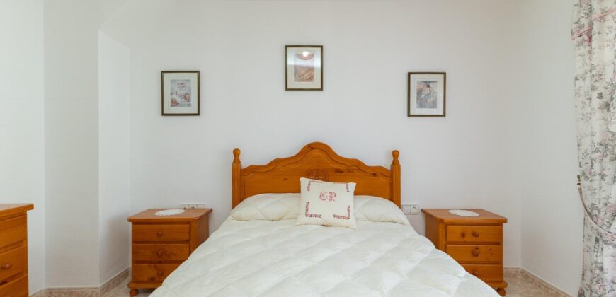 Spain Get your residency! townhouse 2 story in a quiet residential area 006595