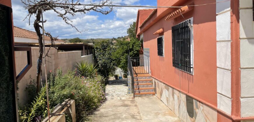 Spain Get your residency! villa with private pool & garden 006605