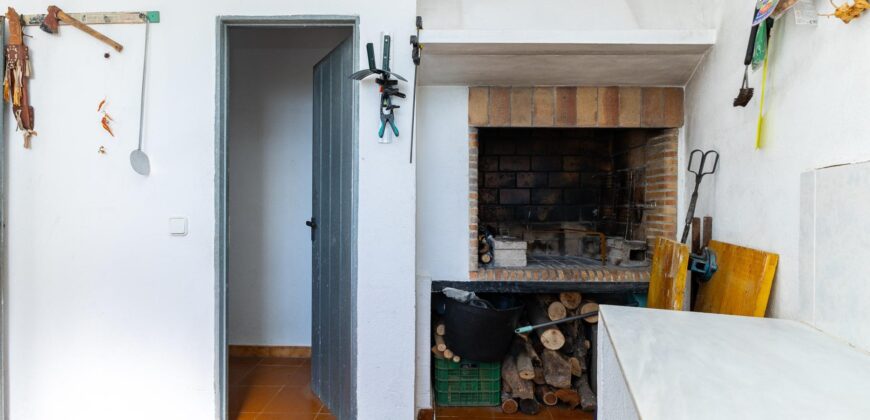 Spain Get your residency! townhouse 2 story in a quiet residential area 006595