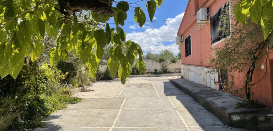 Spain Get your residency! villa with private pool & garden 006605