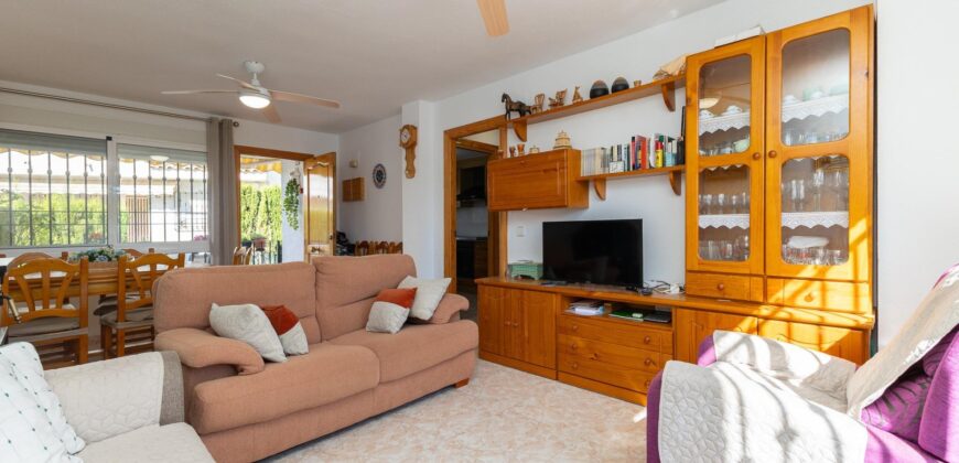 Spain Get your residency! townhouse 2 story in a quiet residential area 006595