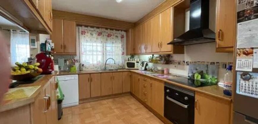Spain Get your residency! triplex home in one of the best areas 107850078