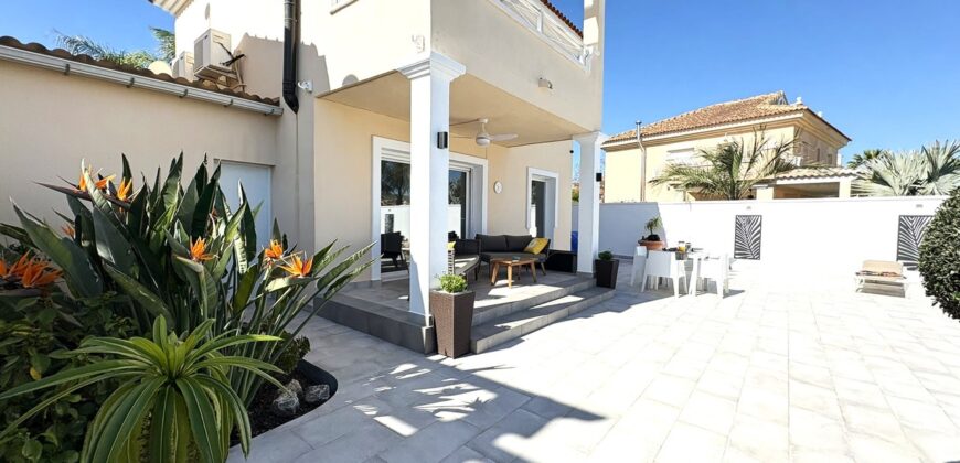 Spain Get your residency! renovated villa with pool SVM734606