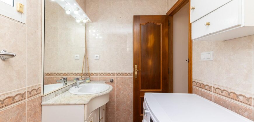 Spain Get your residency! villa with pool, garden and terrace 006825