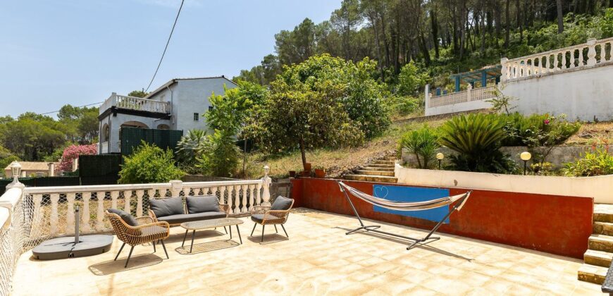 Spain Get your residency! villa with pool, garden and terrace 006825