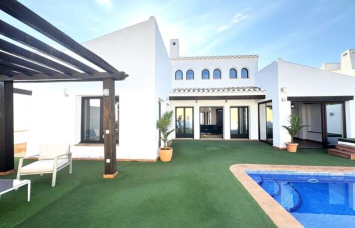 Spain Get your residency! fully furnished villa with pool SVM735282
