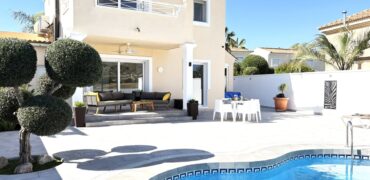 Spain Get your residency! renovated villa with pool SVM734606
