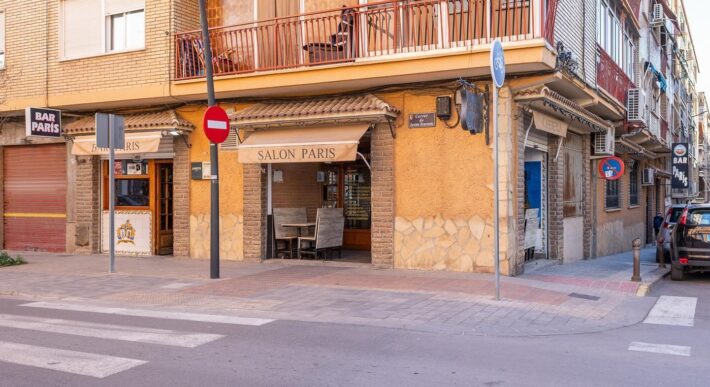 Commercial premises for sale, Paterna, Valencia in a prime area 006555