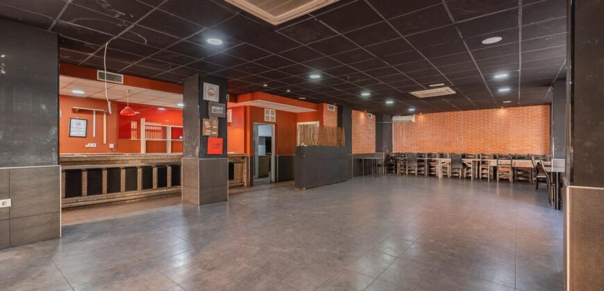 Commercial premises for sale, Paterna, Valencia in a prime area 006555