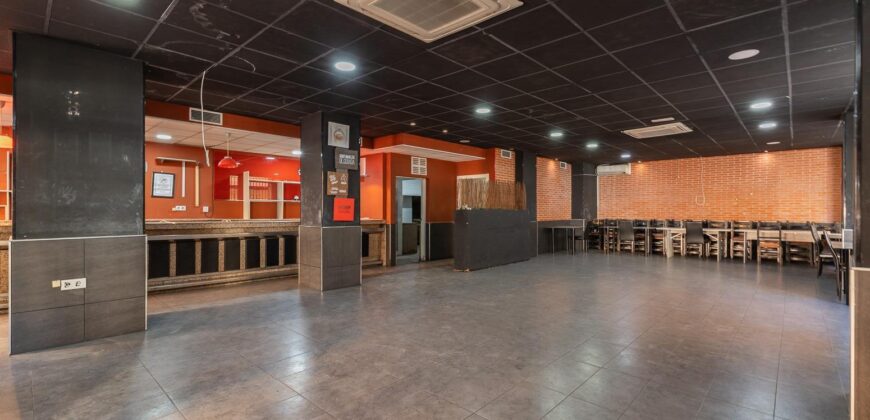 Commercial premises for sale, Paterna, Valencia in a prime area 006555