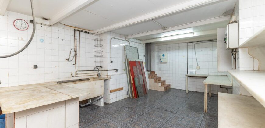Commercial premises for sale, Paterna, Valencia in a prime area 006555