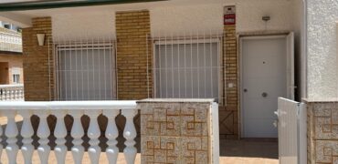 Spain Get your residency! fully renovated apartment walking distance to beach #S3