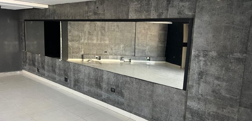 haouch el omara stargate area fully decorated shop 155 sqm for rent #6632
