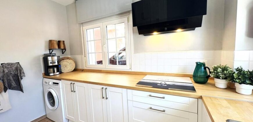 Spain Get your residency! fully renovated and furnished villa SVM736089