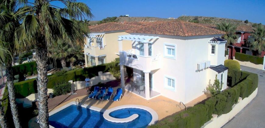 Spain Get your residency! villa with exceptional Plot and large pool SVM738695