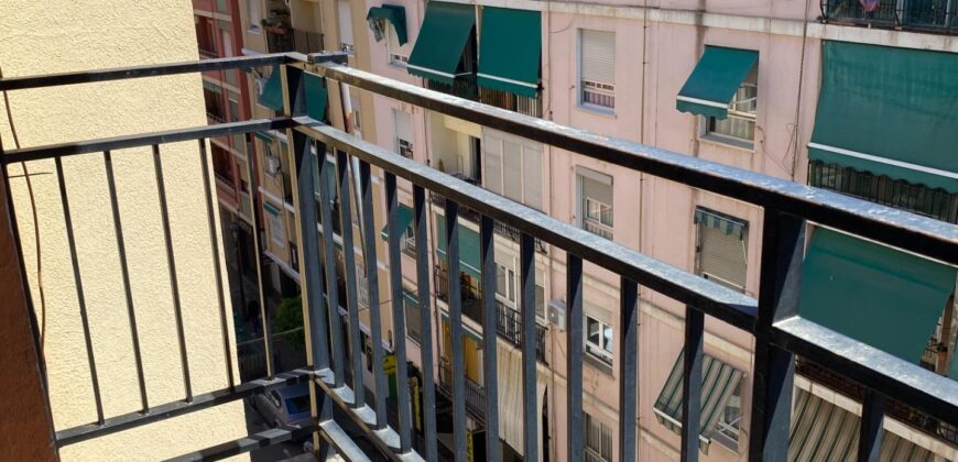 Spain Get your residency! apartment in a central area, need renovation #006645