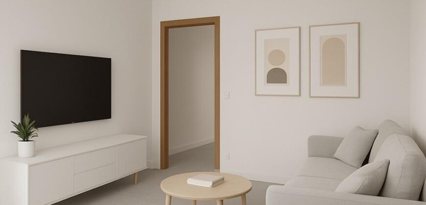 Spain Get your residency! apartment in a central area, need renovation #006645