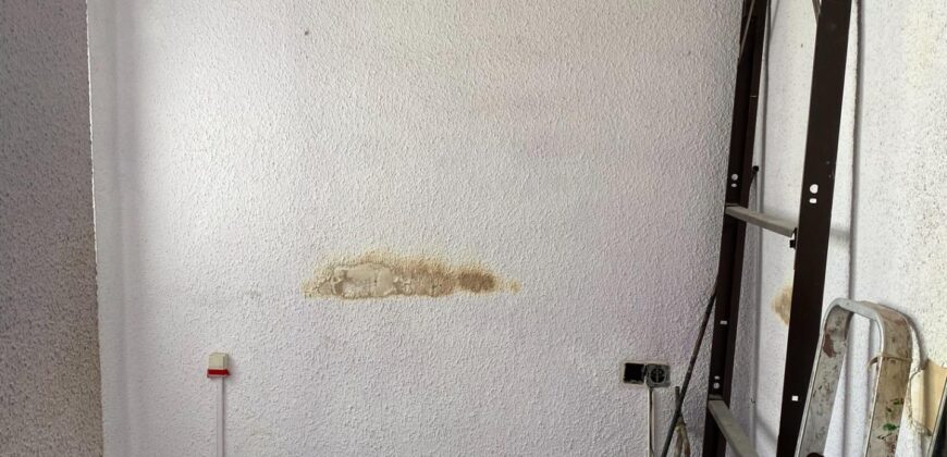 Spain Get your residency! apartment in a central area, need renovation #006645
