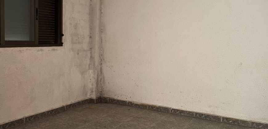 Spain Get your residency! apartment in a central area, need renovation #006645