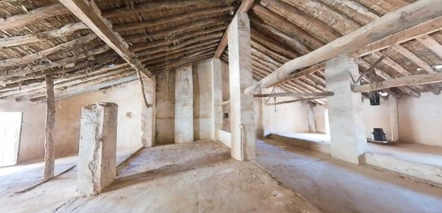 Spain Get your residency! building nice location, need renovation 006815