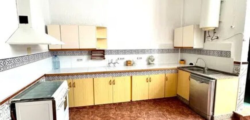 Spain Get your residency! semi-detached villa just minutes from beach 0021