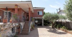 Spain Get your residency! villa in a quiet and well-connected area PR-00340
