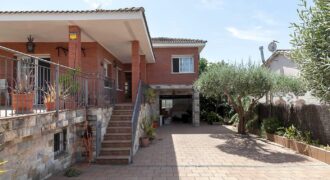 Spain Get your residency! villa in a quiet and well-connected area PR-00340