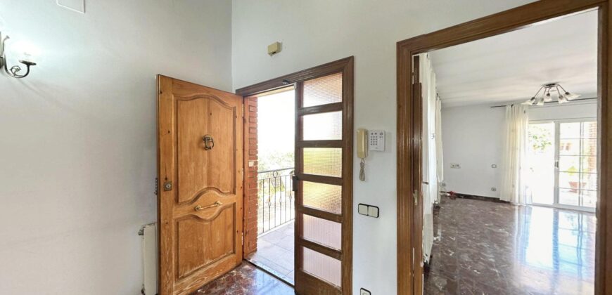 Spain Get your residency! villa in a quiet and well-connected area PR-00340