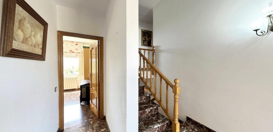 Spain Get your residency! villa in a quiet and well-connected area PR-00340
