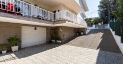 Spain Get your residency! villa with garden, central location PR-00353
