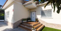 Spain Get your residency! villa with garden, central location PR-00353