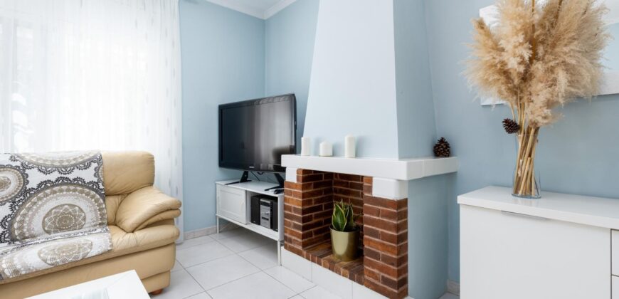 Spain Get your residency! villa with garden, central location PR-00353