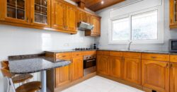 Spain Get your residency! villa with garden, central location PR-00353