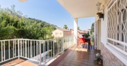 Spain Get your residency! villa with garden, central location PR-00353