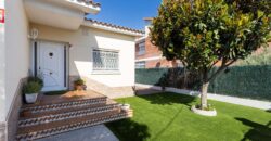 Spain Get your residency! villa with garden, central location PR-00353