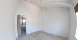 Spain Get your residency! house great location, need renovation 007005